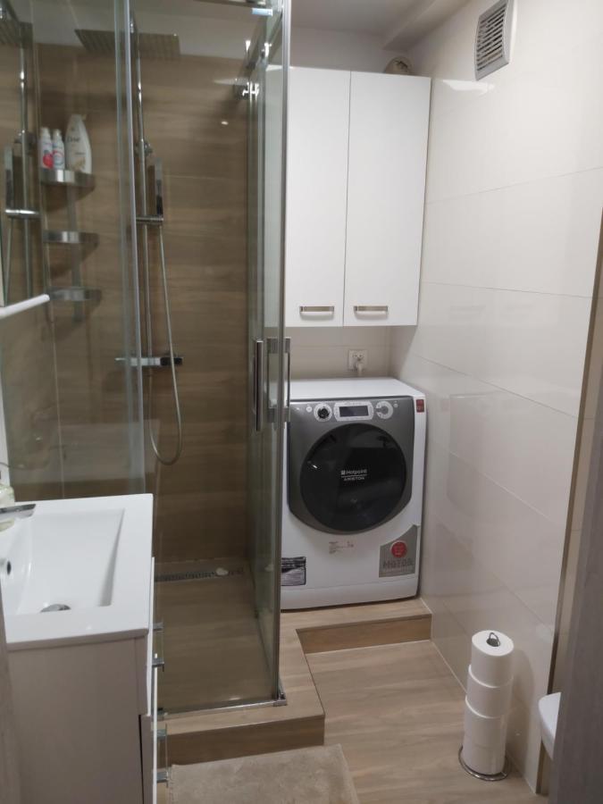 Ferienwohnung Apartament Izba - Mieszkanie Na Doby Danzig Exterior foto